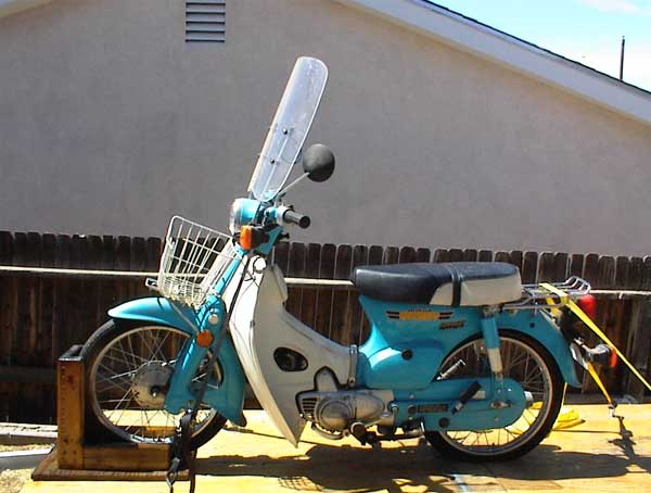 Honda C70 picture 2 of 15